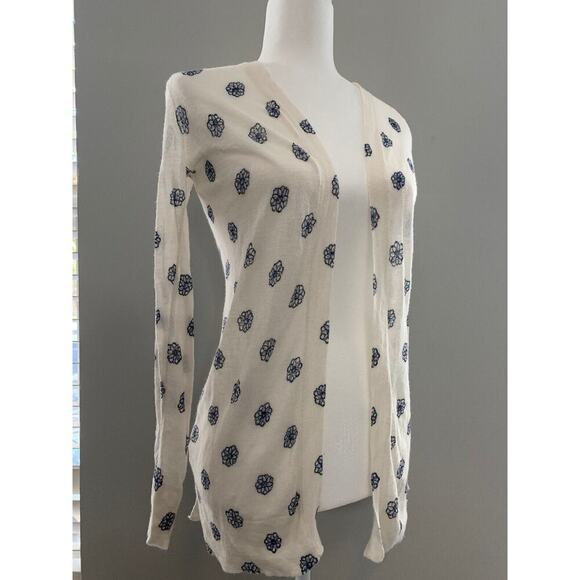 Ann Taylor LOFT White Blue Floral Lightweight Open Cardigan Sweater Size XS - Picture 5 of 6